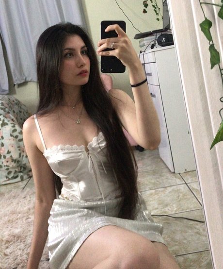 ilamie model pretty pics