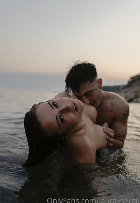 Lauraysergii erotic star photos