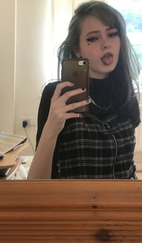 frogs25 star nude image