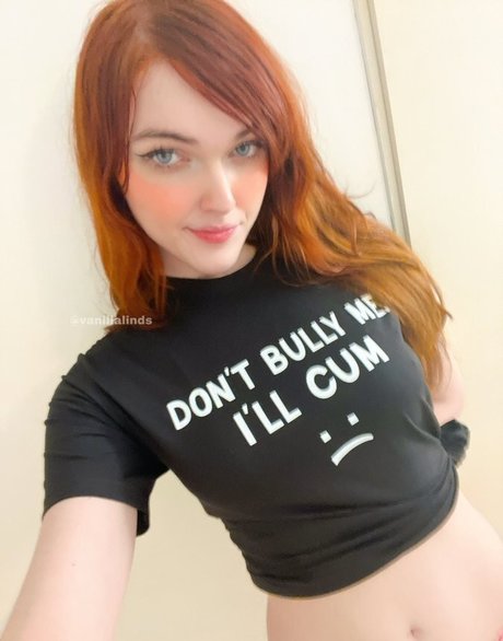 Lindsay Vanilla pornstar hd pics