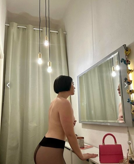 cloebaker star nudes archive