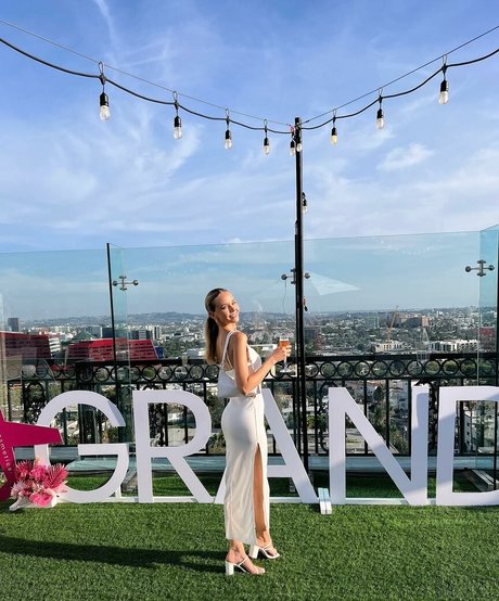 savannahhmccrayy art actress picture