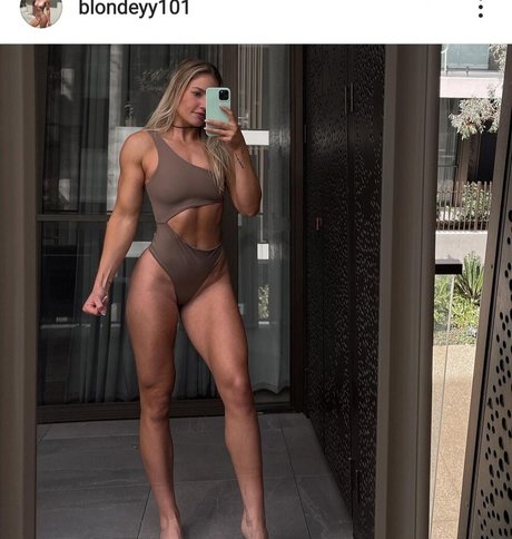 Blondeyy101 sexy star img
