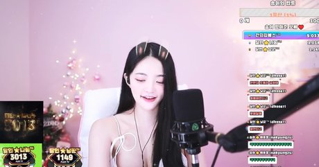 somsom o0o pornstar hd img