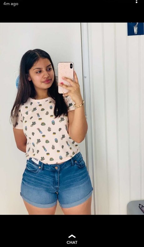 Dulcearl nudes star image