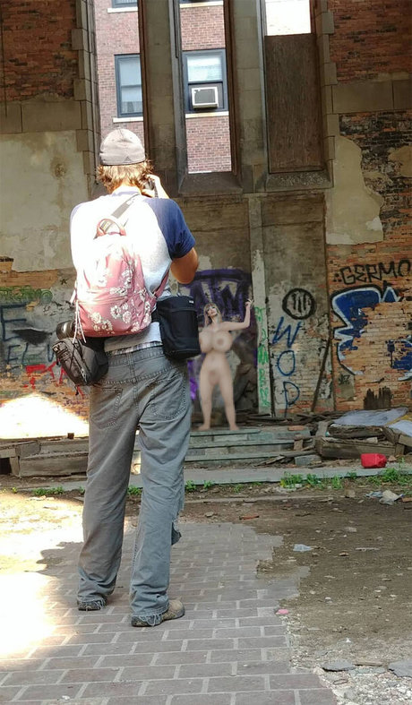 PumpkinSpicedBimbo model img