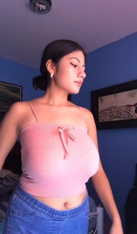 Paola Bustamante erotic actress gallery