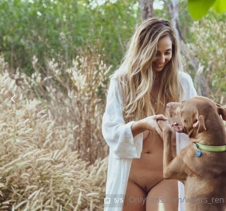 Wears ren Profile pic