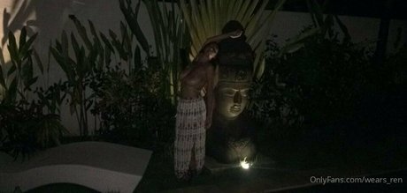 Wears ren star images