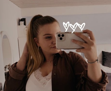 Aline Zwahlen exclusive actress image