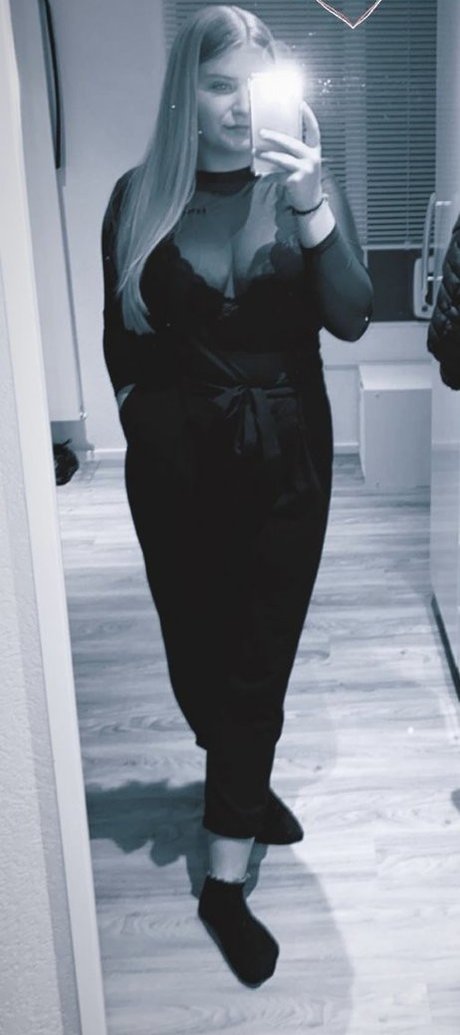 teen dildo onlyfans hd pictures