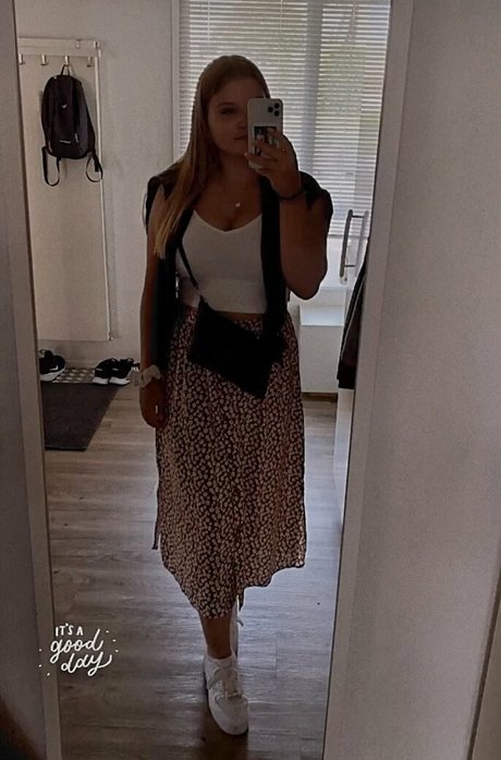 Aline Zwahlen pornstar free pics