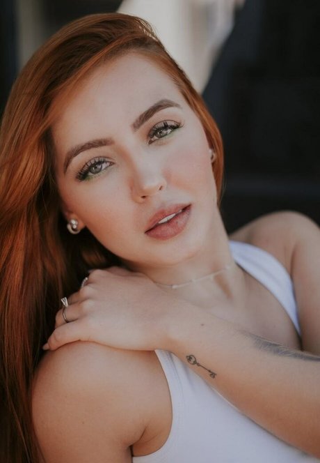 Larissa Cerqueira pornstar xxx pictures