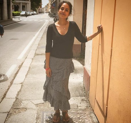 Agam Darshi nice model photos