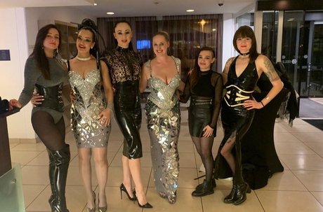 Lady Mephista naked star image