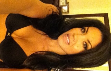 Wailana Geisen model top gallery