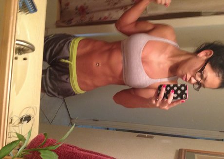 Wailana Geisen adult model pics