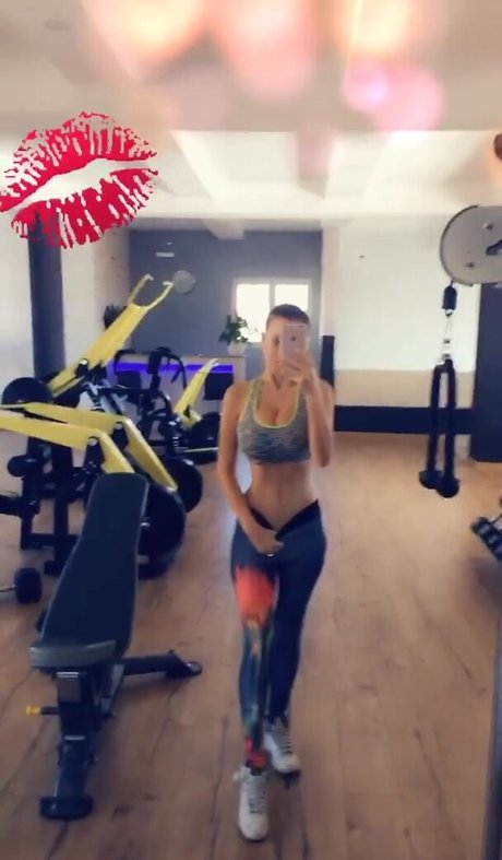 Elena Dostic star naked photo