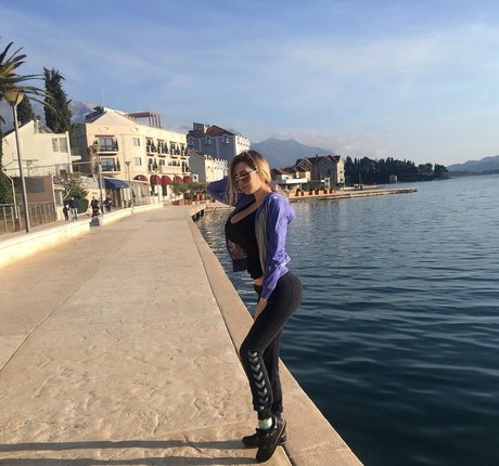 Elena Dostic star beautiful image