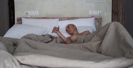 Sweet Ronde sexy pornstar img