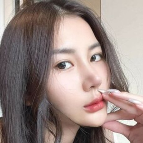 Watsamon star pretty pics