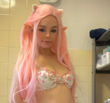 Tink159 model naked pic