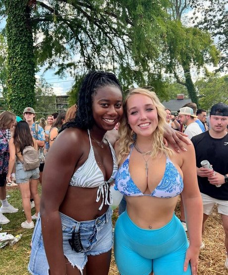 Morgan Watt porn model photo