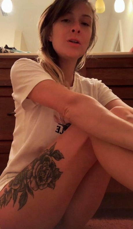 Fill Potential model nude images