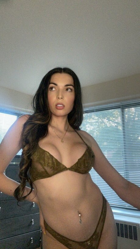 Diosaalhya naked star images