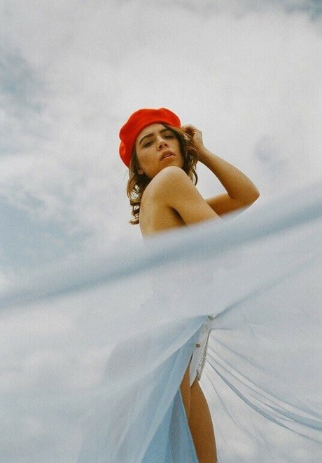 Peacelynn pretty pornstar image