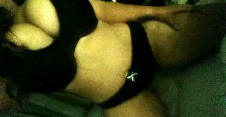 Megan Carys Gomer free model pic