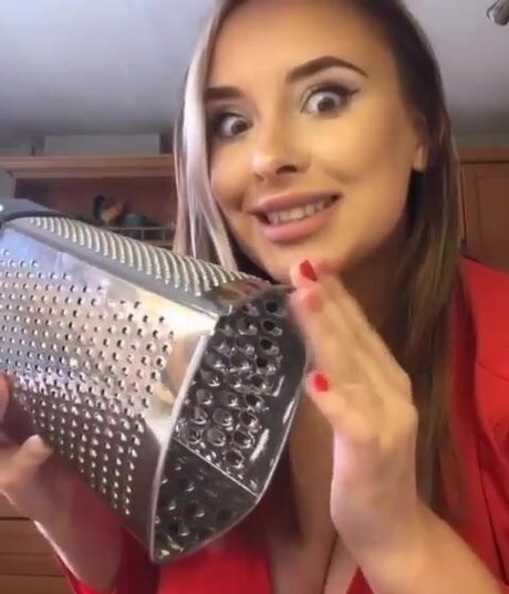 Smophs92 art actress photo