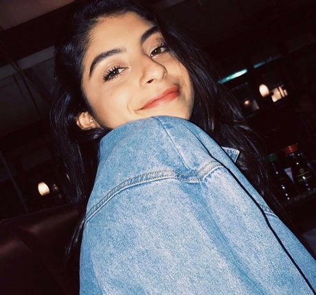 Antoenella star top picture