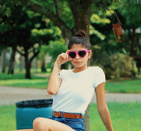 Antoenella top model image