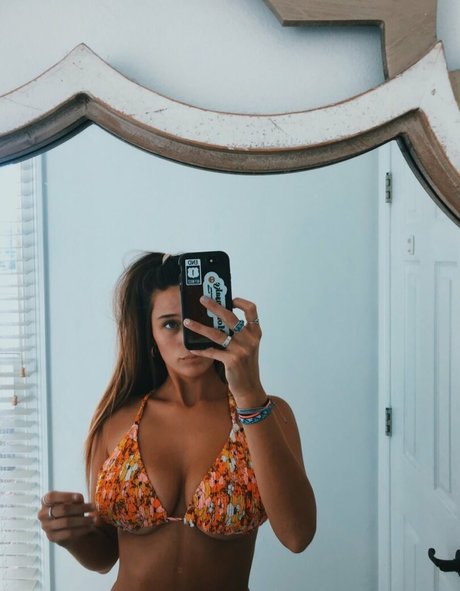 Maddie Hope nice model gallery