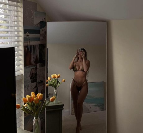 mature asian onlyfans free nude images