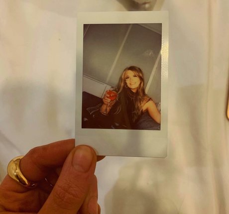 Emily Mather pretty star pics