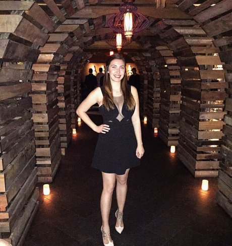 Jenna Ashley beautiful model photos