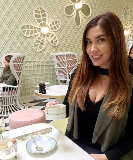 pretty pussy onlyfans nudes picture