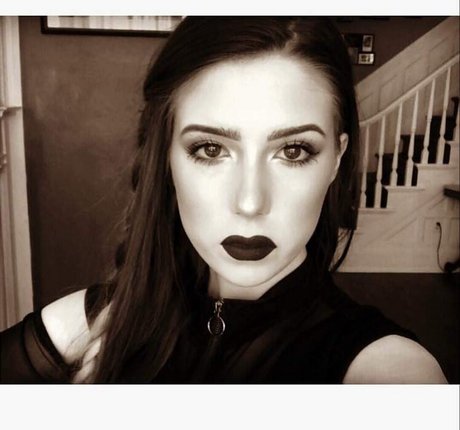 MoreGodheadtestifies perfect model photo