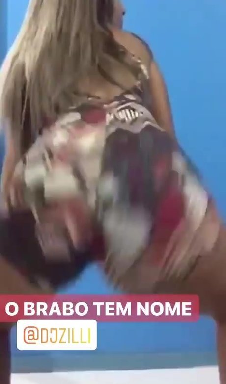 _dundum erotic model photo