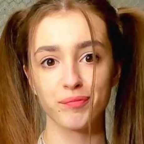 coy amina hot pornstar img