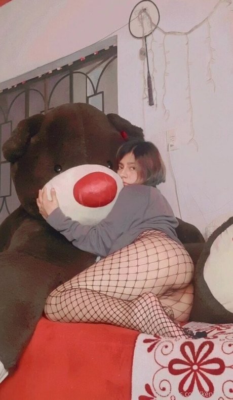 Kenia Jose model nude image