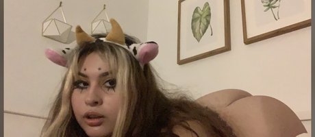 Digitalchicana model art pic