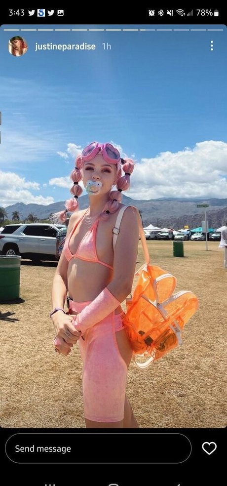 Justine Paradise adult model gallery