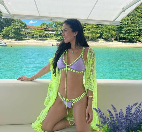 Daniela Albuquerque sexy pornstar images