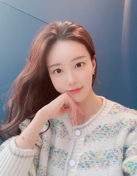 tamimi hot model pic