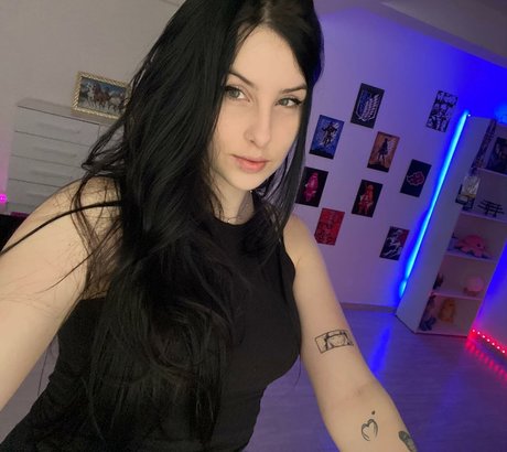 Marina Vozniak pornstar adult picture