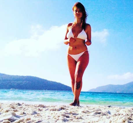 Kami Queiroz hot pornstar photo