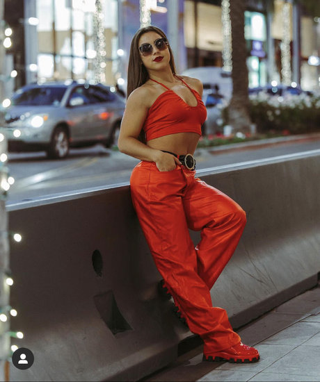 Enola Bedard pornstar adult image